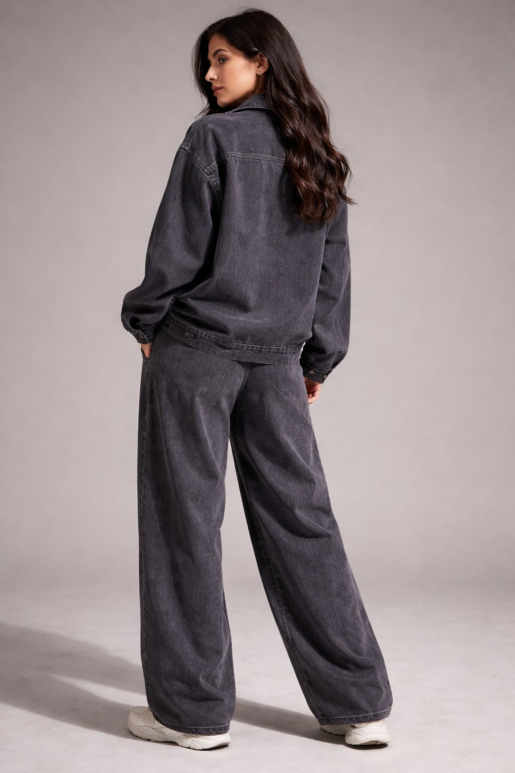 Conjunto vaquero carbón